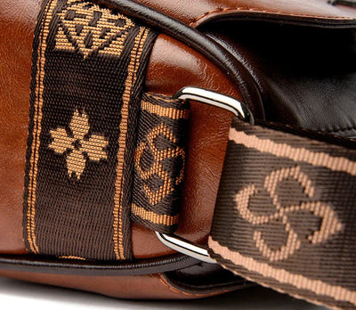 Majestätische Lederhandtasche